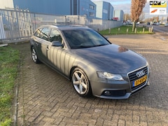 Audi A4 Avant - 2.0 TDI S edition