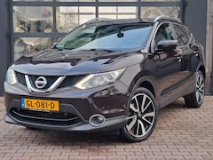 Nissan Qashqai - 1.2 Tekna | Automaat | Navi | Pano | Trekhaak | Leder | 360 Camera | PDC |