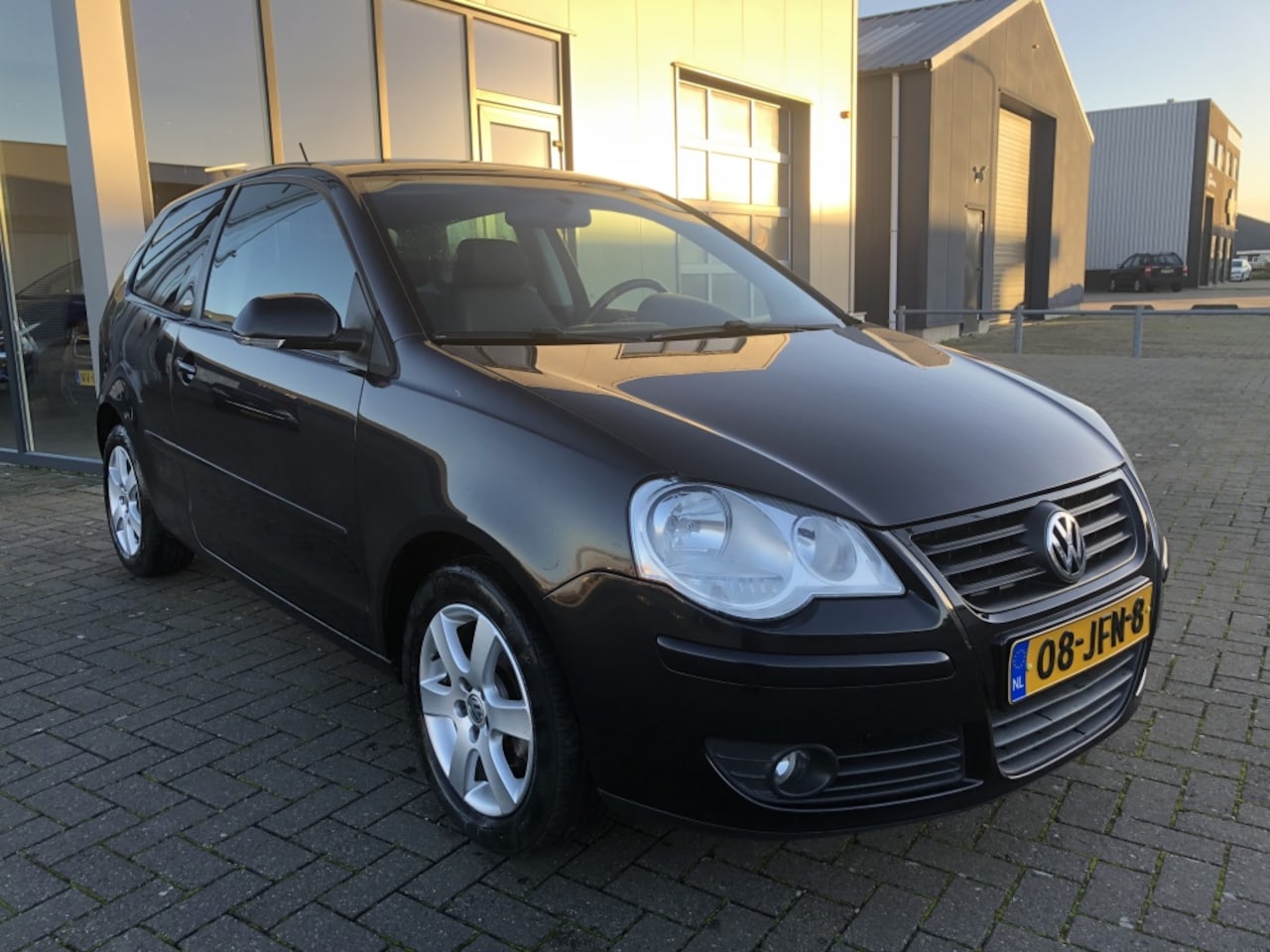 Volkswagen Polo - 1.4-16V Black Edition 1e Eigenaar - AutoWereld.nl