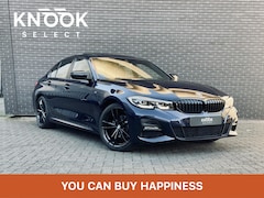 BMW 3-serie - 320i High Exe. M-Sport / Schuifdak / Sportleder / Camera