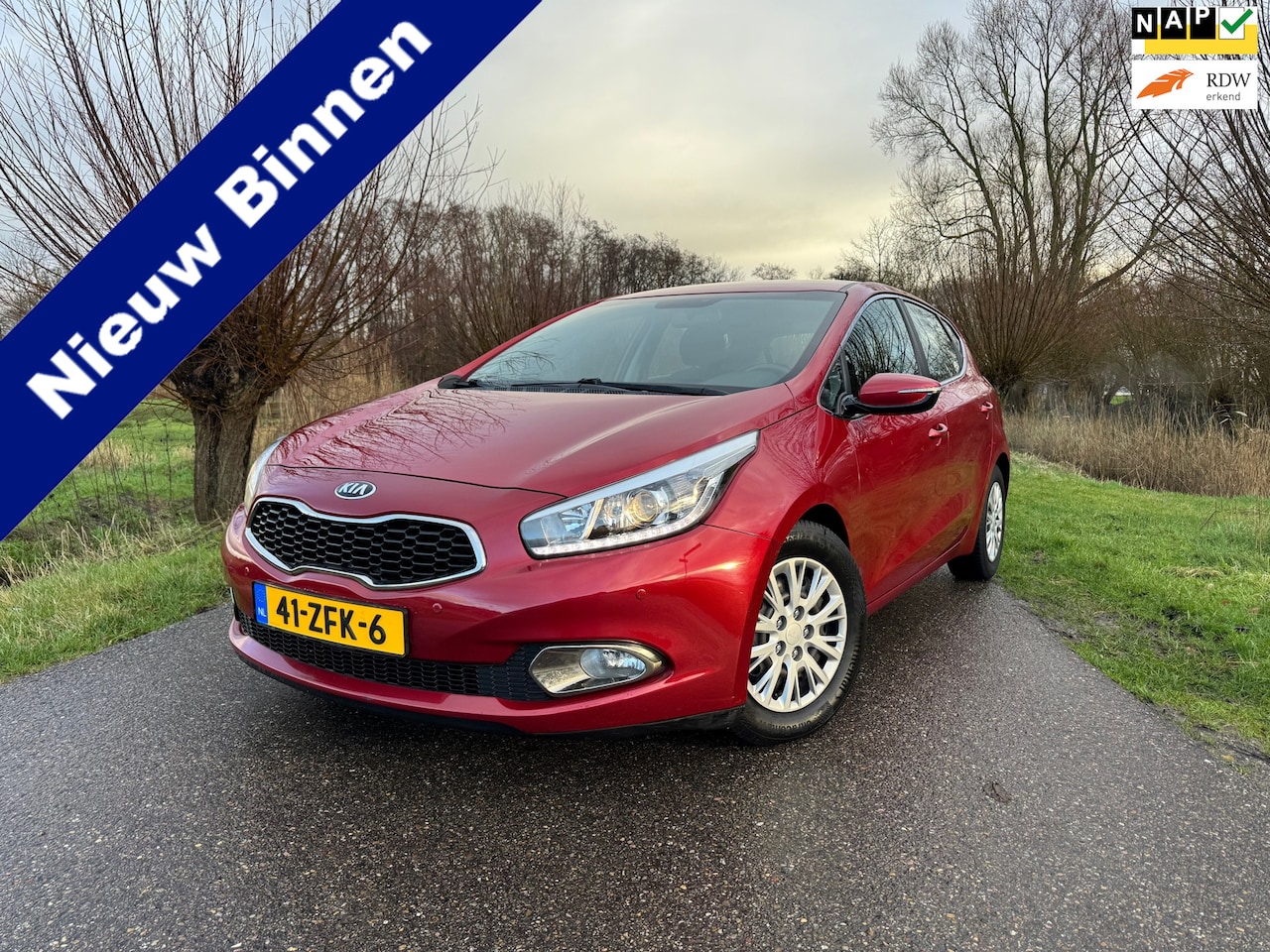 Kia Cee'd - 1.6 GDI Plus Pack / Led / 1ste eigenaar / Automaat / Navigatie / Climate Control / Goed On - AutoWereld.nl