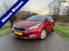 Kia Cee'd - 1.6 GDI Plus Pack / Led / 1ste eigenaar / Automaat / Navigatie / Climate Control / Goed On