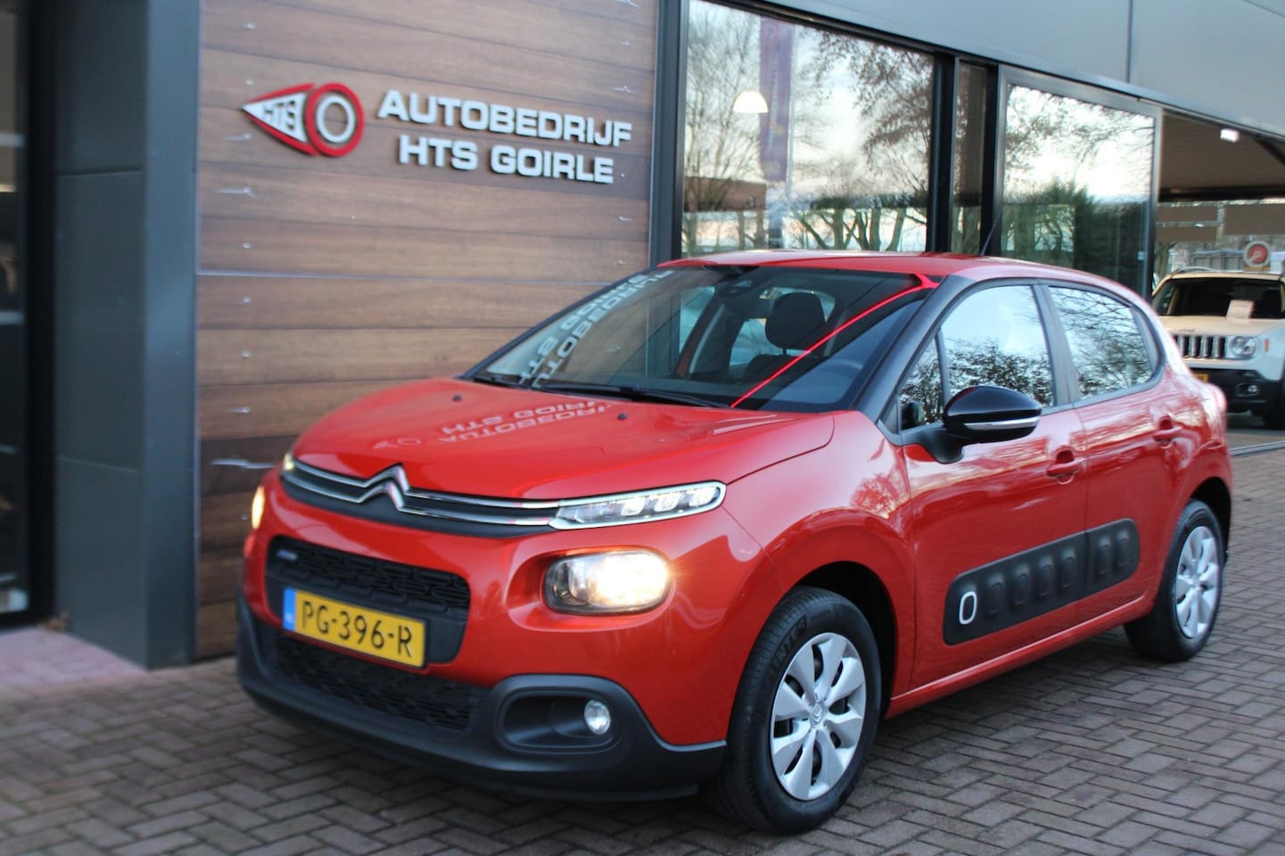 Citroën C3 - 1.2 PureTech Feel 105g 1.2 PureTech Feel 105g - AutoWereld.nl