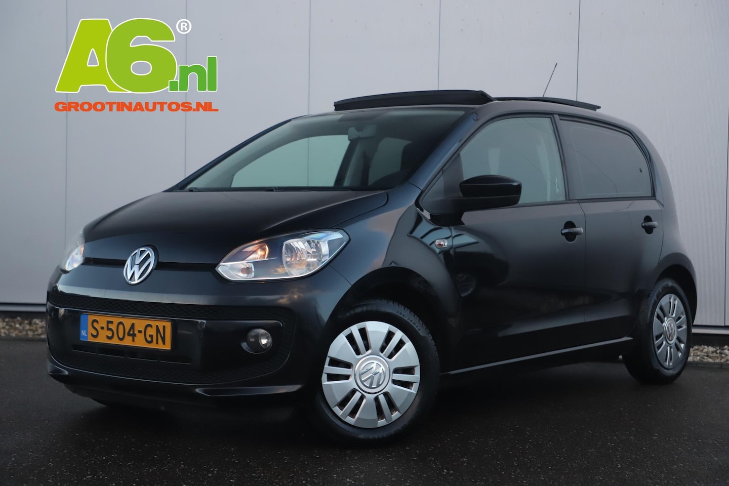 Volkswagen Up! - 1.0 take up! Panoramadak Stoelverwarming Airco Elektrische Ramen Getint Glas - AutoWereld.nl