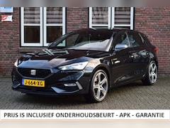 Seat Leon - 1.5 TSI FR Launch Edition Trekhaak | Winterpakket | Camera | Keyless | Carplay