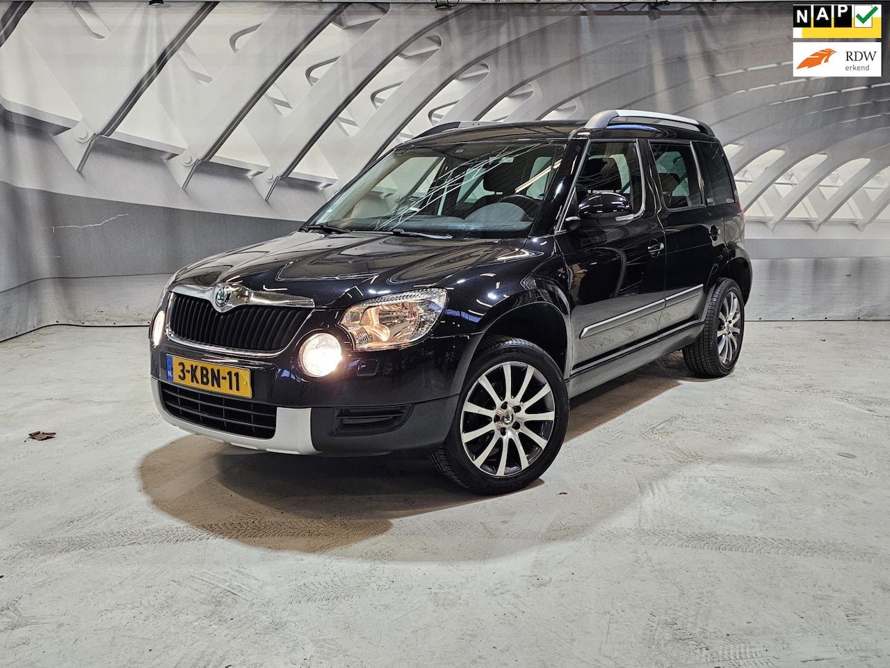 Skoda Yeti - 1.2 TSI Adventure automaat 2setjes wielen - AutoWereld.nl