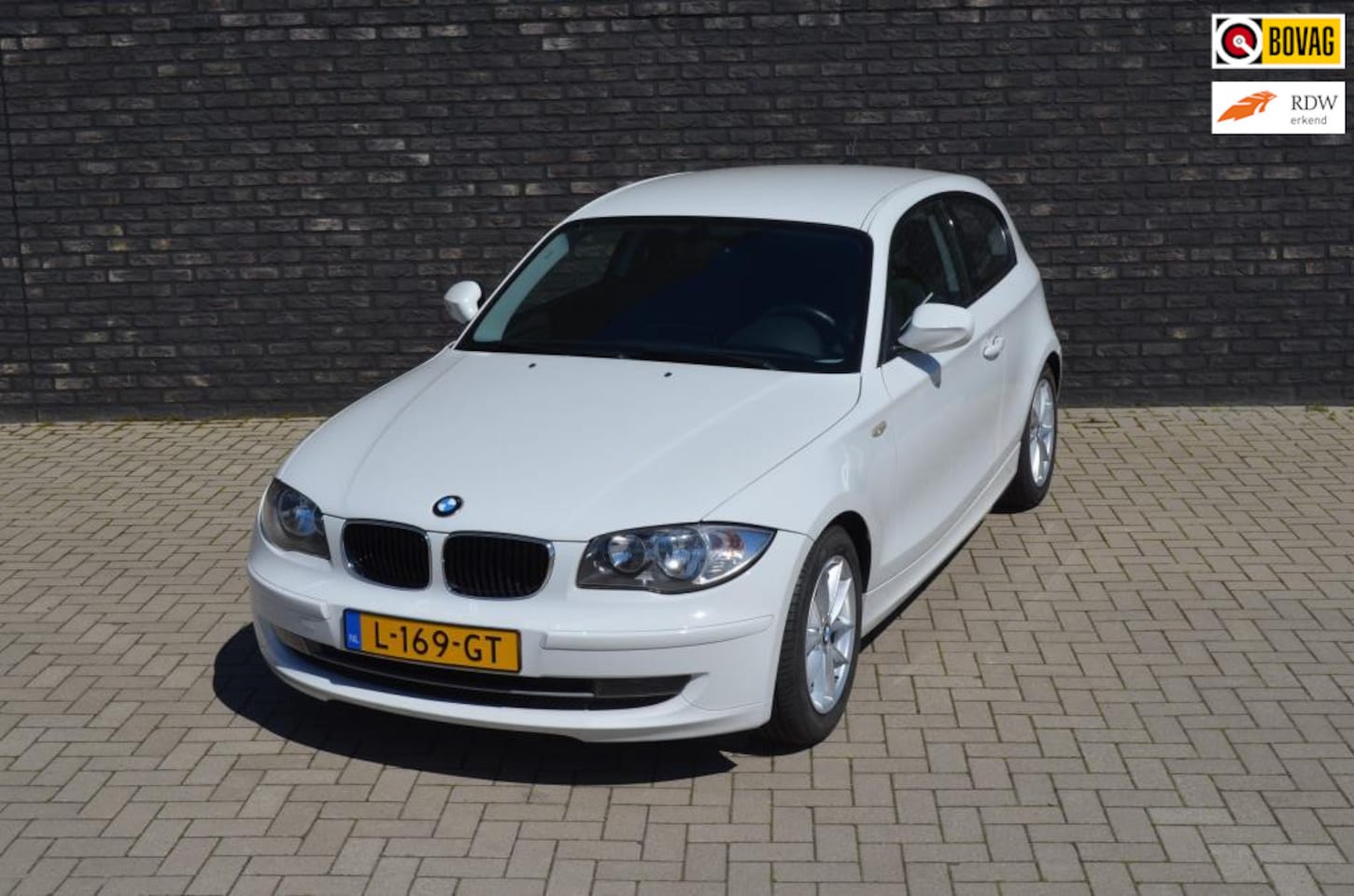 BMW 1-serie - 116i Business Line Sport 116i Business Line Sport - AutoWereld.nl