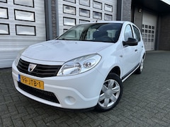 Dacia Sandero - 1.2 Ambiance *Airco* Top onderhouden