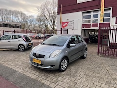 Toyota Yaris - 1.3 16V VVT-I 3DR SOL AUTOMAAT