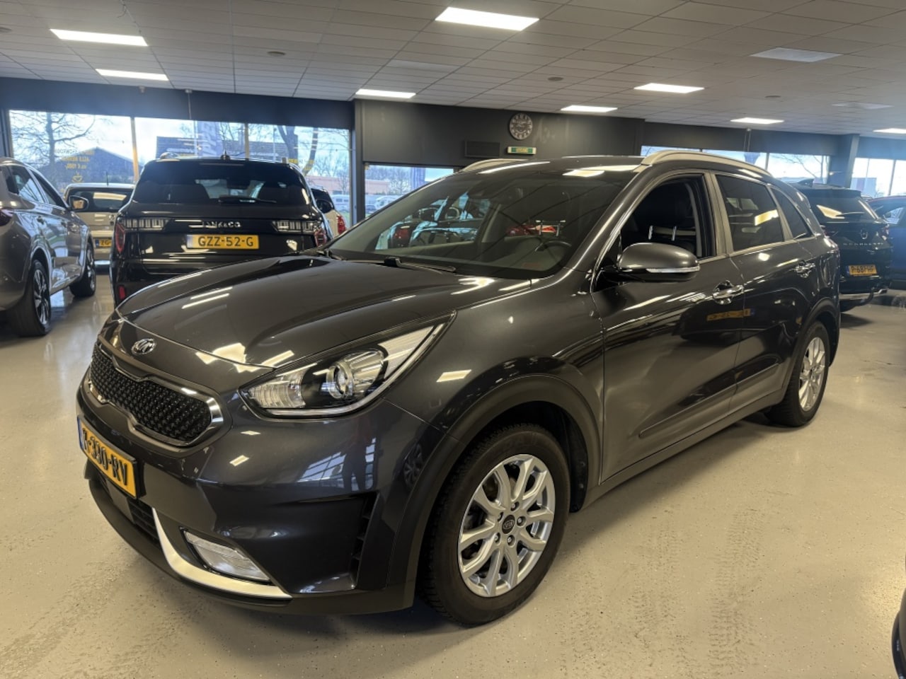 Kia Niro - 1.6 GDi Businessline Travel Connect - AutoWereld.nl