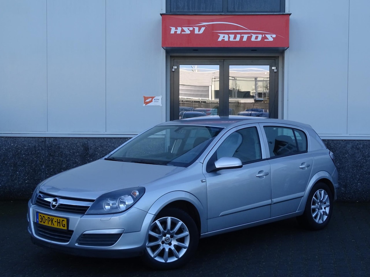 Opel Astra - 1.6 Enjoy airco LM 4-deurs org NL - AutoWereld.nl