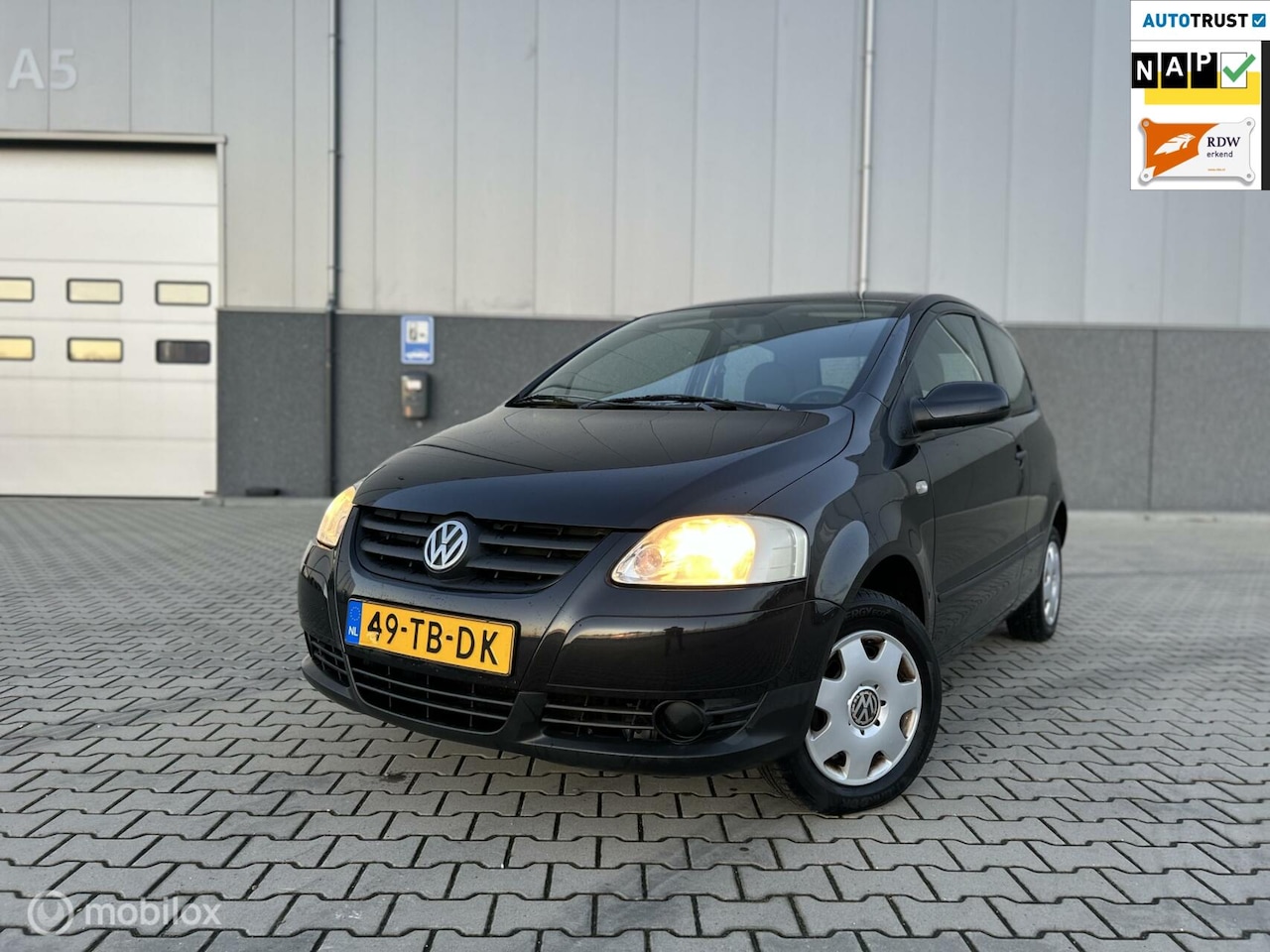 Volkswagen Fox - 1.4 Optive/NAP/APK/LAGE KM-STAND/ - AutoWereld.nl