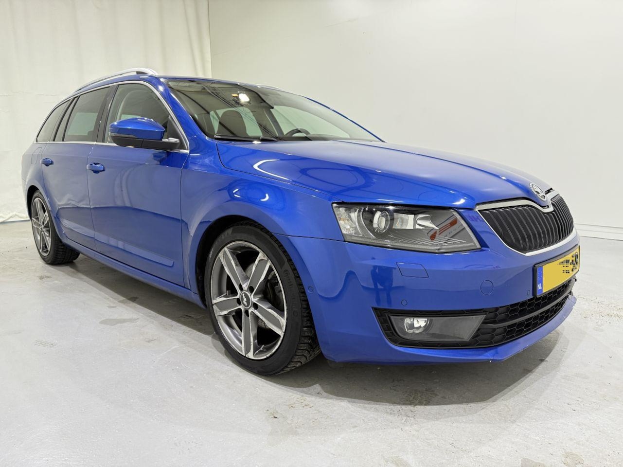 Skoda Octavia Combi - 1.4 TSI Elegance Aut - AutoWereld.nl