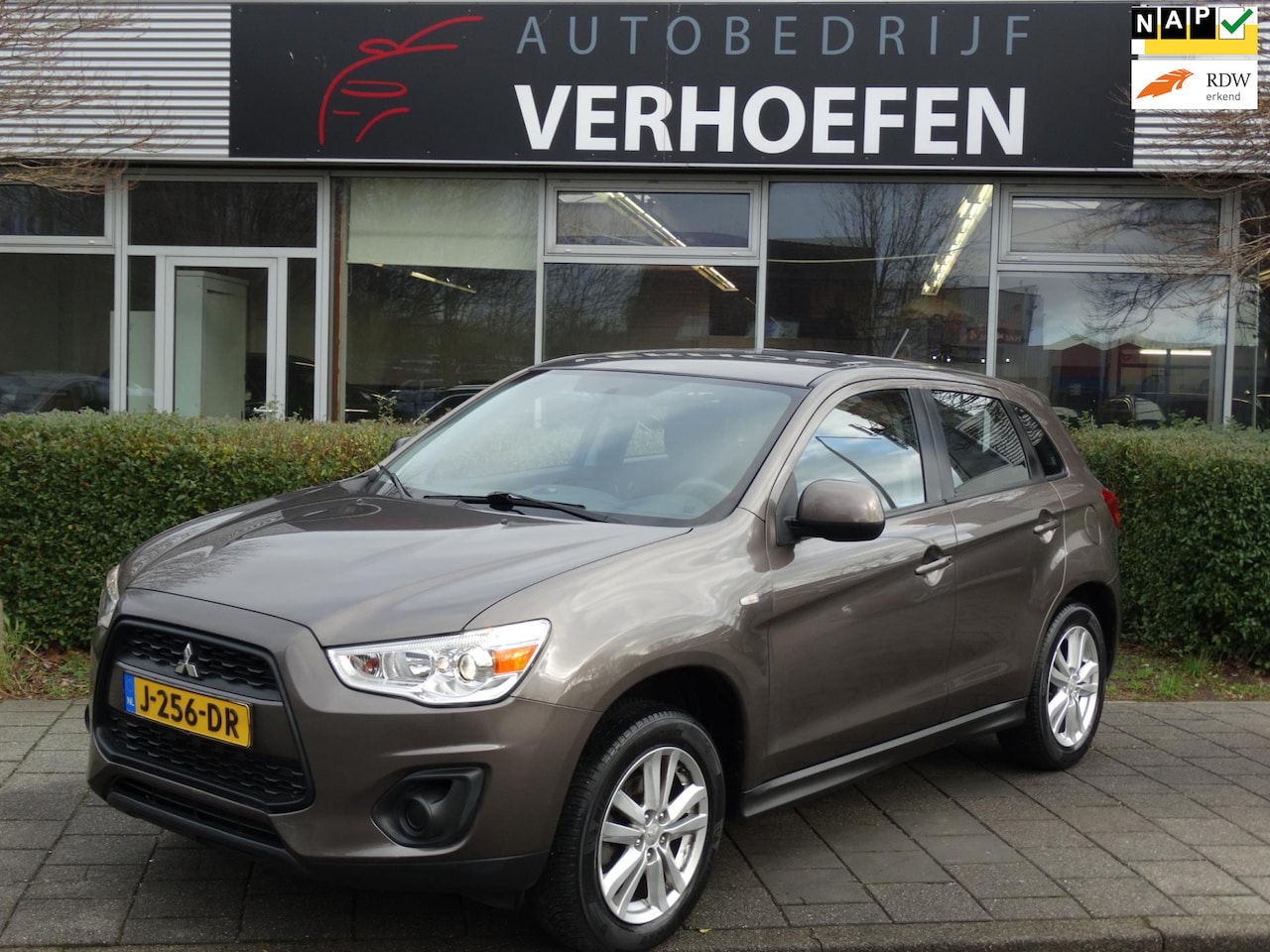 Mitsubishi ASX - 1.6 ClearTec Entry - CLIMATE CONTR - PARK SENSOREN - XENON ! - AutoWereld.nl