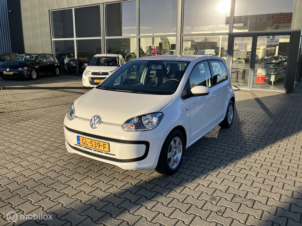 Volkswagen Up! - 1.0 move up! BlueMotion 1.0 move up! BlueMotion - AutoWereld.nl