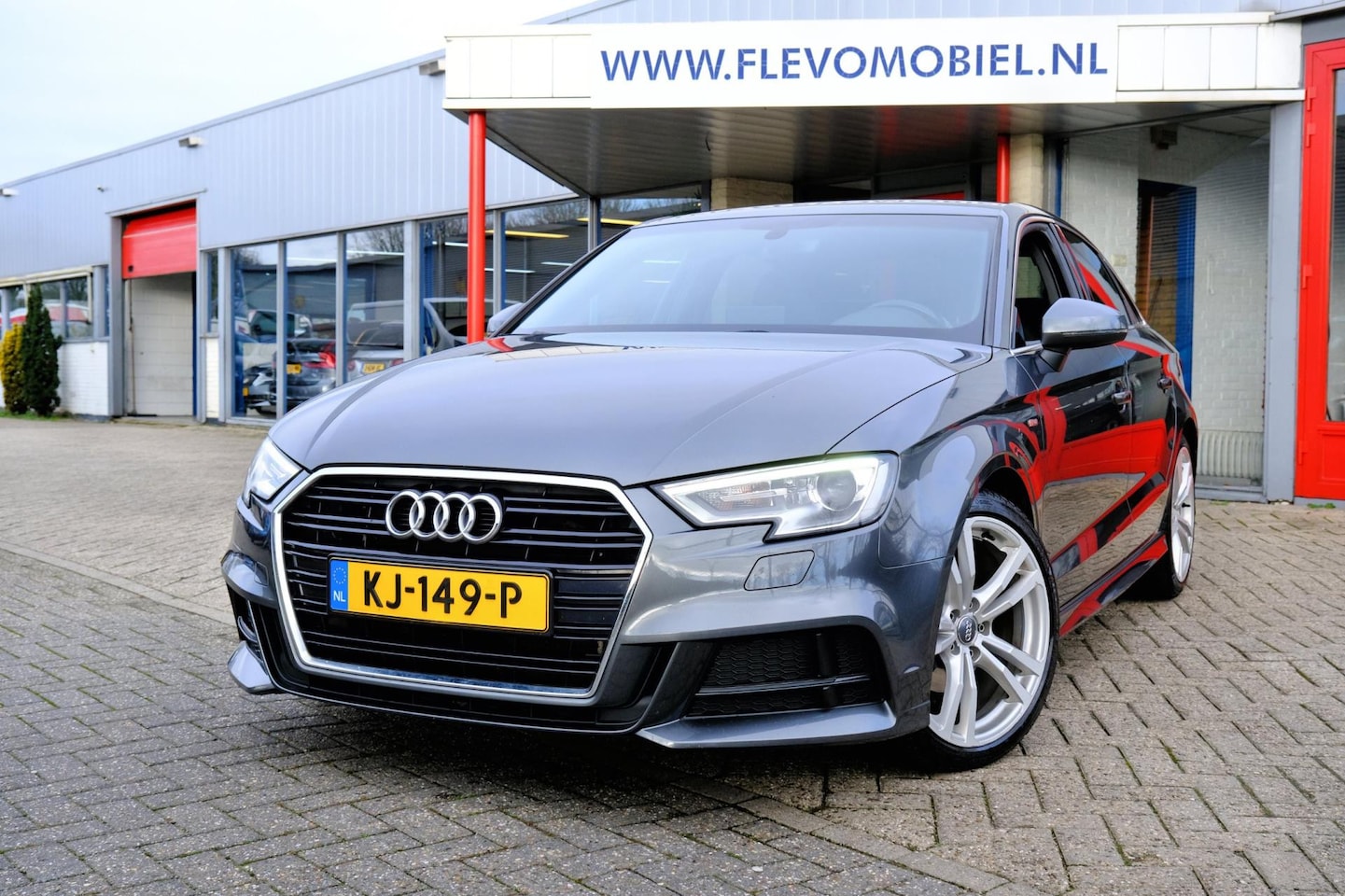 Audi A3 Limousine - 1.6 TDI Sport Pro Line S Aut. Xenon|S-Line|Half Leder|Sporstoelen|LMV - AutoWereld.nl