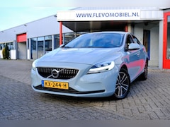 Volvo V40 - 2.0 D2 Nordic+ Navi|LED|1e Eig|Clima|LMV|Stoelverw