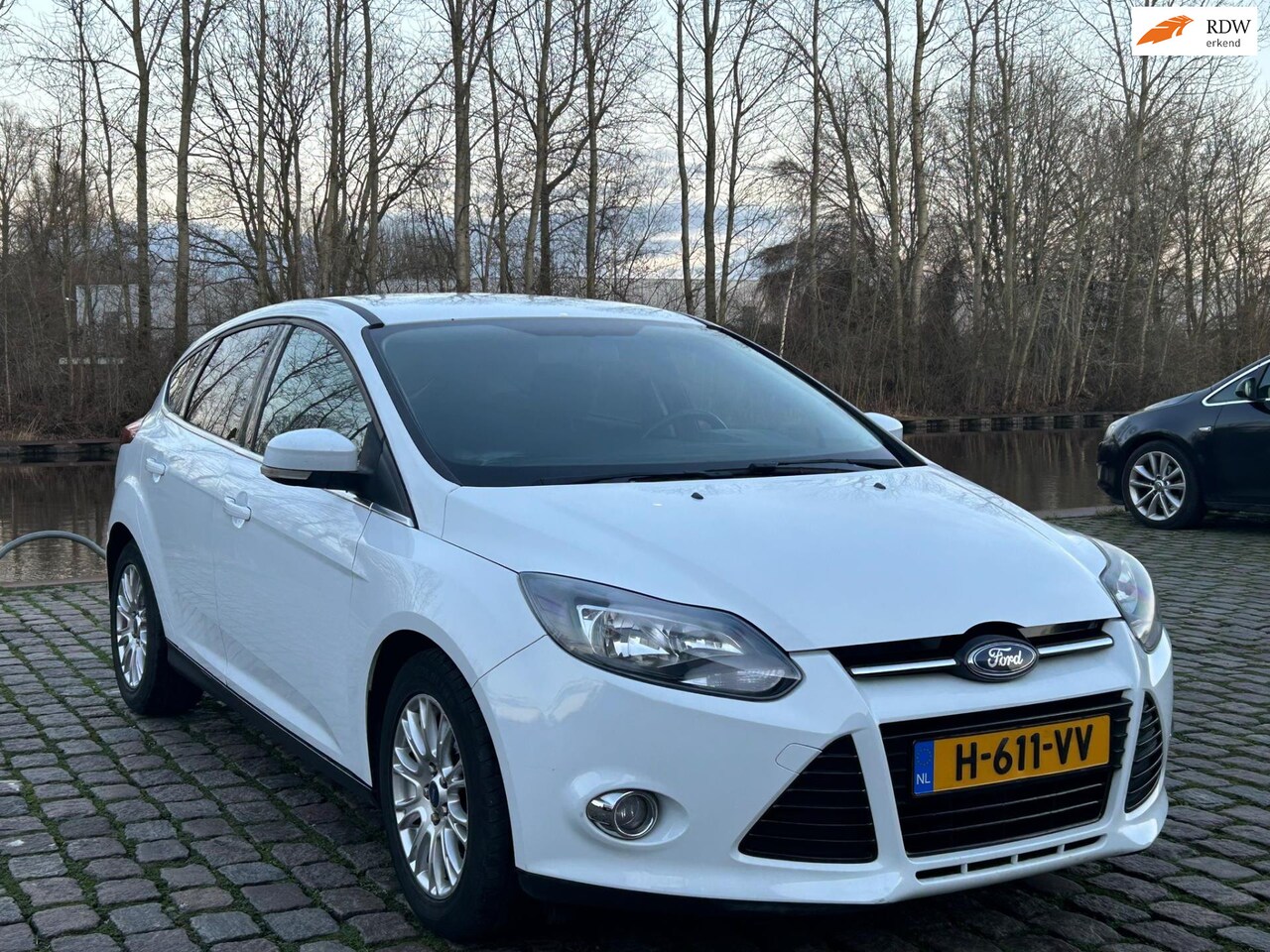 Ford Focus - 1.0 EcoBoost Titanium start stop 1e eigenaar dealer onderhouden airco cruis control - AutoWereld.nl