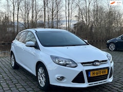 Ford Focus - 1.0 EcoBoost Titanium start stop 1e eigenaar dealer onderhouden airco cruis control