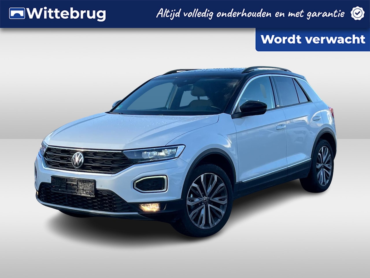 Volkswagen T-Roc - 1.5 TSI Style / DSG / 18 Inch / Virtual Cockpit / Panorama dak / Zwart dak / 12 Maanden Ga - AutoWereld.nl