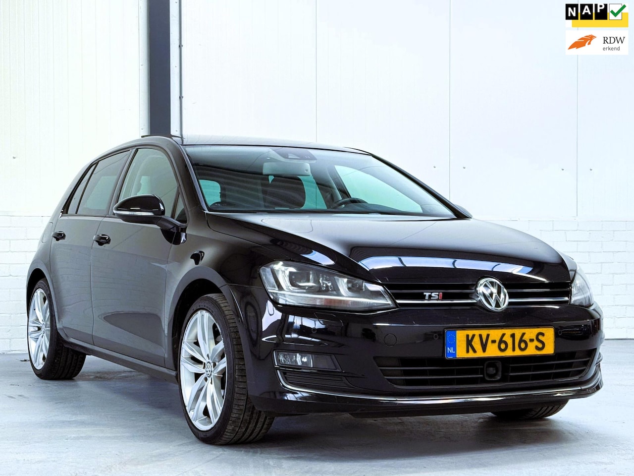 Volkswagen Golf - 1.4 TSI ACT Highline Pano|ACC\Automaat - AutoWereld.nl