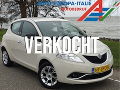 Lancia Y(psilon) - Ypsilon 0.9 TwinAir Opening Edition | Automaat