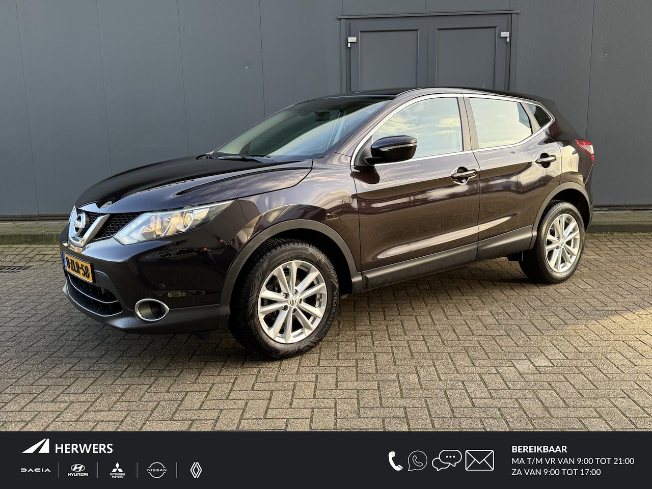 Nissan Qashqai - 1.2 Acenta Trekhaak / Climate Control / Parkeersensoren voor & Achter / Cruise Control - AutoWereld.nl