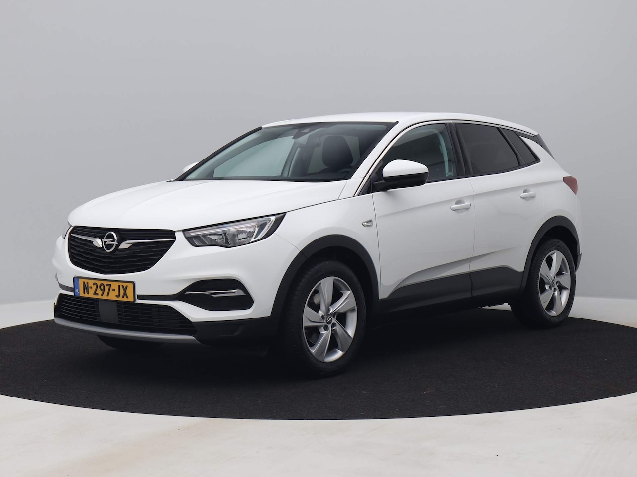 Opel Grandland X - 1.2 Turbo Innovation 6-Bak | KEYLESS | STOEL- EN STUURVERW. - AutoWereld.nl