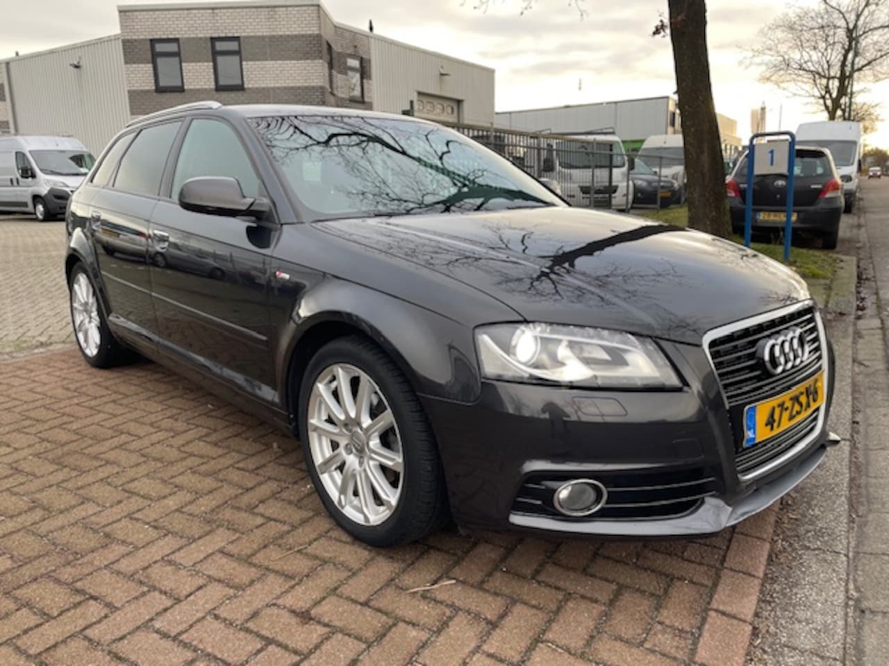 Audi A3 Sportback - 1.2 TFSI S-Edition 156.000km Airco/ECC,Navigatie,Half Leder,Xenon - AutoWereld.nl