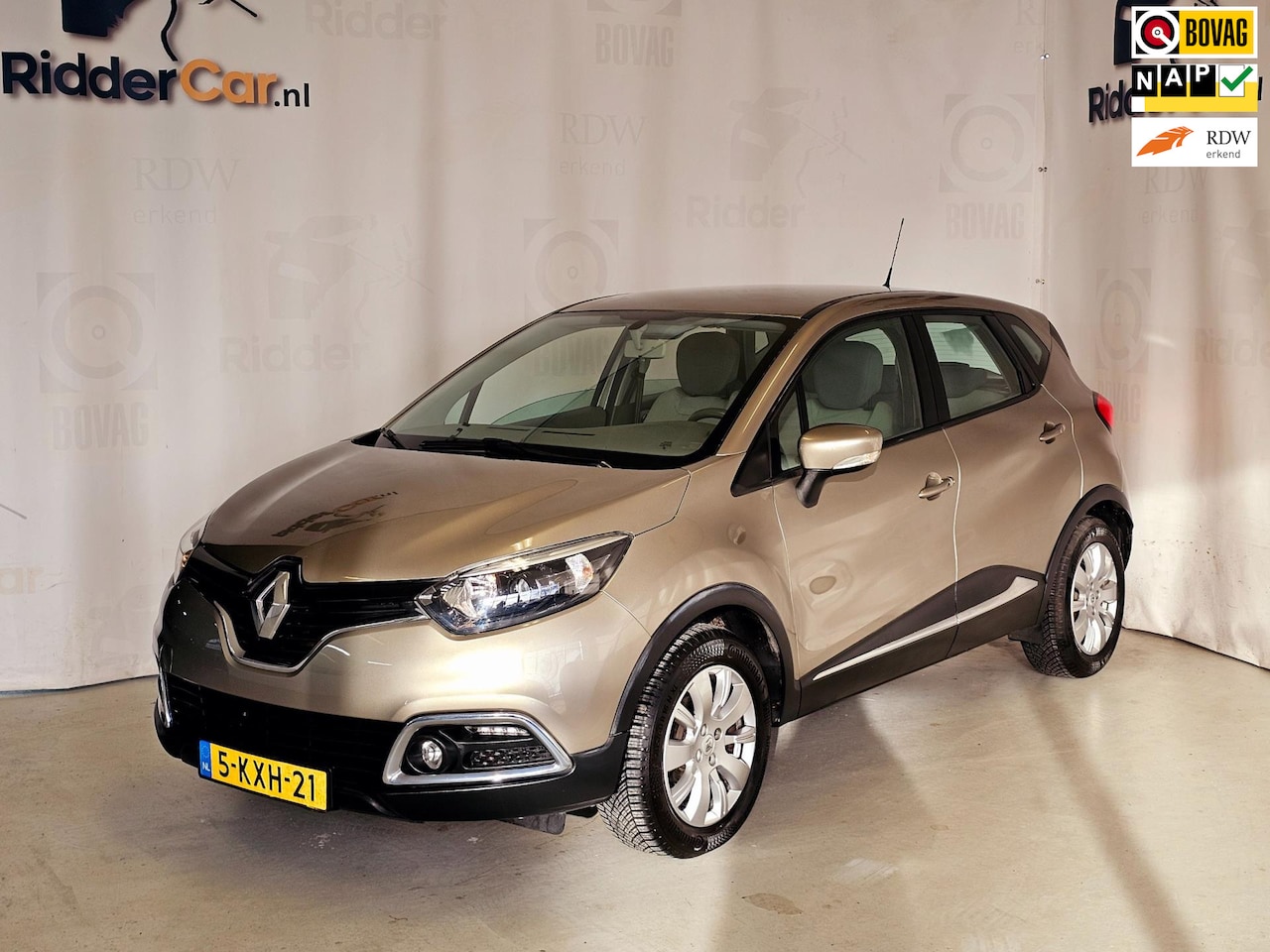 Renault Captur - 0.9 TCe Expression|CRUISE|NAP|PARKSENS|TREKHAAK|AIRCO|VELGEN - AutoWereld.nl