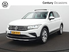 Volkswagen Tiguan - 1.4 TSI eHybrid Elegance / Panoramadak / Adap. Cruise / Stoelverwarming / Camera