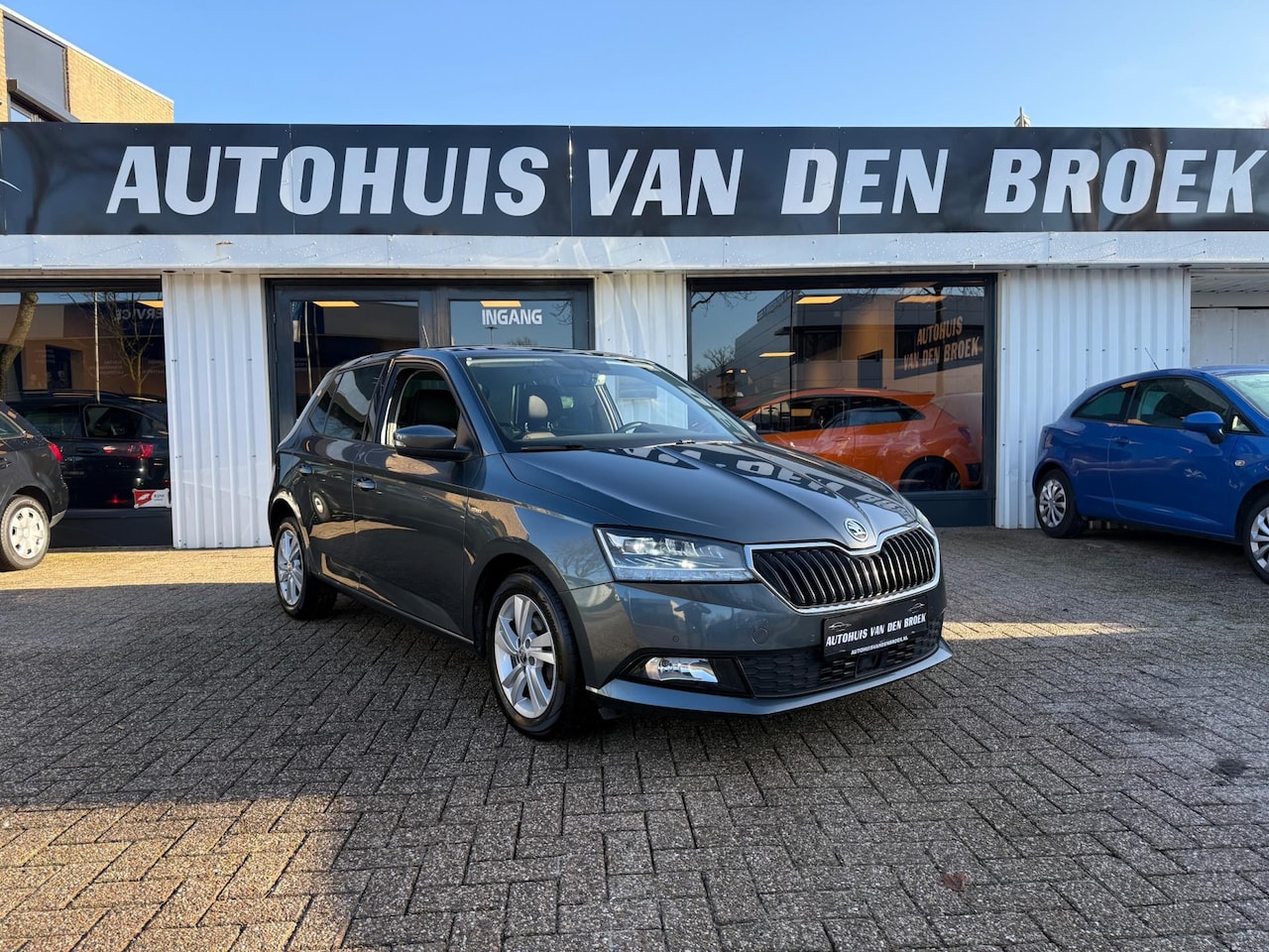 Skoda Fabia - 1.0 TSI Navi Cruise Climate Ctr Carplay Pdc Stoelverw Led Lmv Elek Pakket Nw Apk - AutoWereld.nl