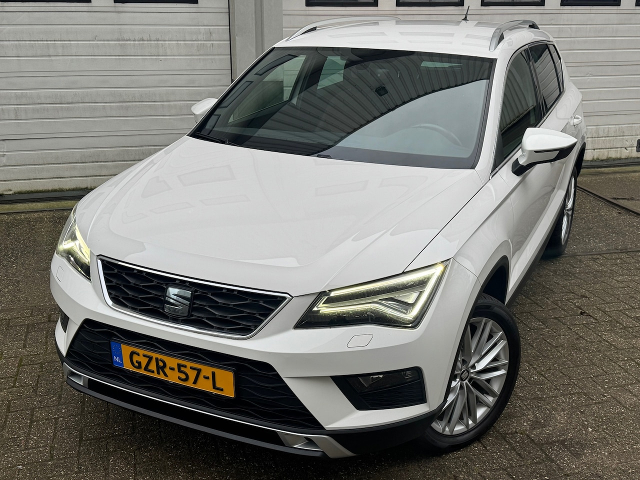 Seat Ateca - 1.4 EcoTSI Xcellence Xenon/Led/Acc/Front/Camera/Blindspot/Aut - AutoWereld.nl