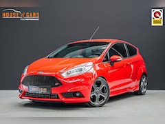 Ford Fiesta - ST-2 1.6 182pk STYLE PACK |Dealer onderhouden|H&R schroefset|cruise control|climate contro