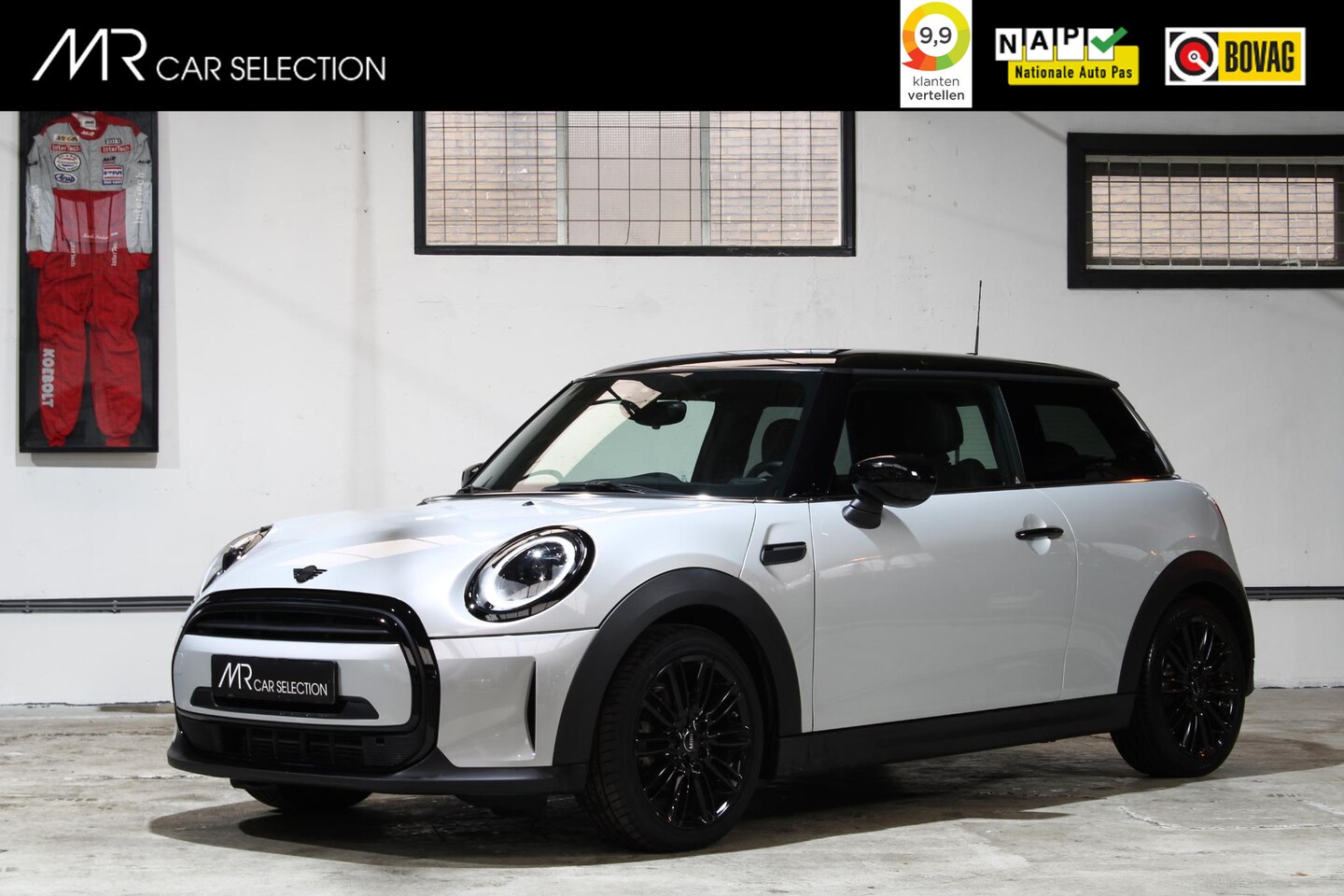 MINI Cooper - Mini 1.5 Business Edition | LED | Stoelverwarming | Sportstoelen | Apple Carplay | Keyless - AutoWereld.nl