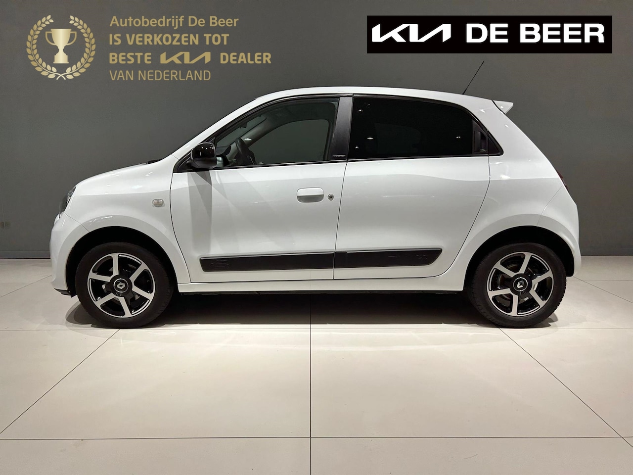 Renault Twingo - 1.0 SCe 70pk S&S Limited Unieke KMSTAND! - AutoWereld.nl