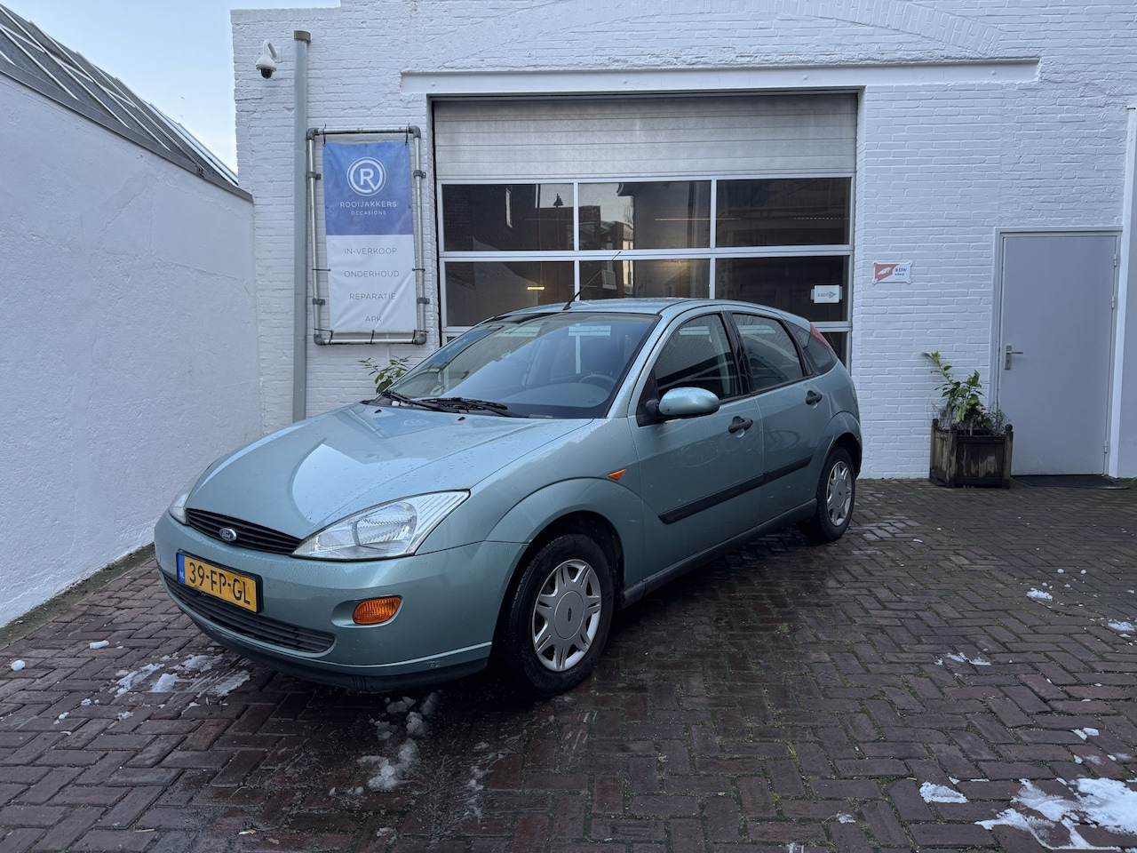 Ford Focus - 1.4-16V Ambiente 5Drs/Elect.Ramen - AutoWereld.nl