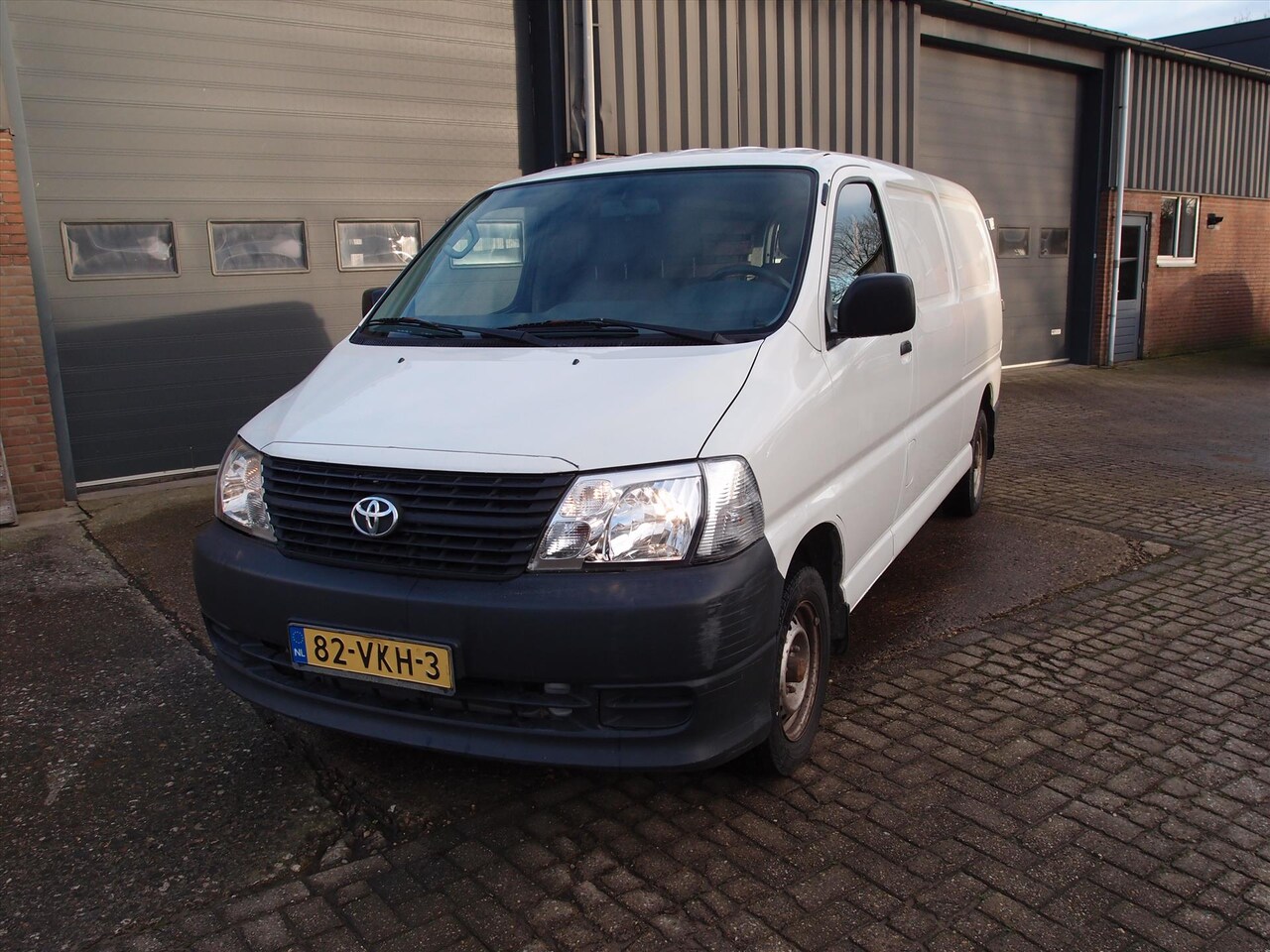 Toyota HiAce - Hi-Ace 2.5 D-4D 115 LONG EMOTION - AutoWereld.nl