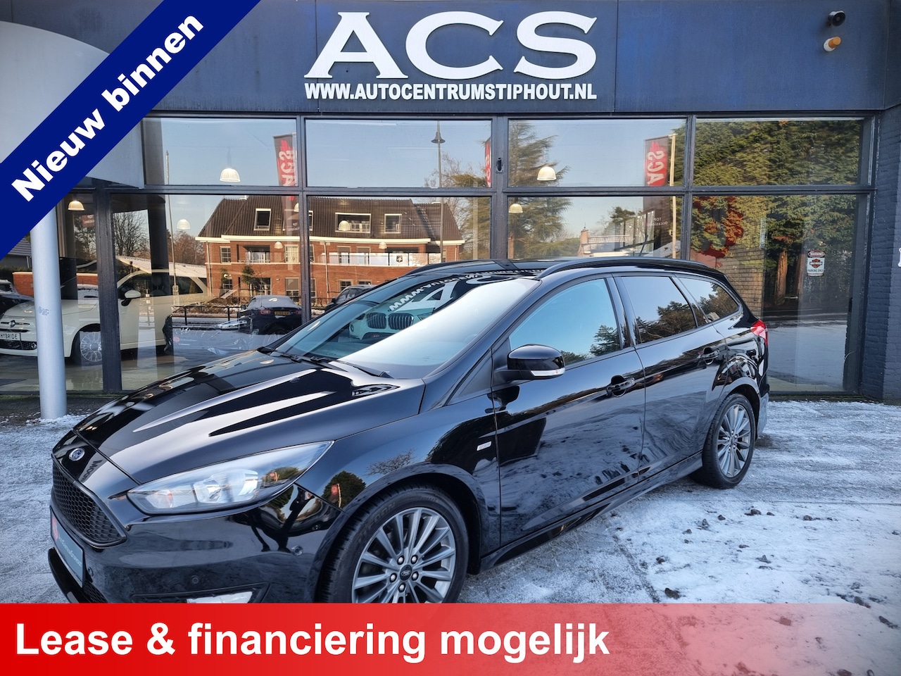 Ford Focus Wagon - 1.0 ST-Line Automaat | Winterpack | AutoPark | Carplay | Trekhaak | Topstaat! - AutoWereld.nl