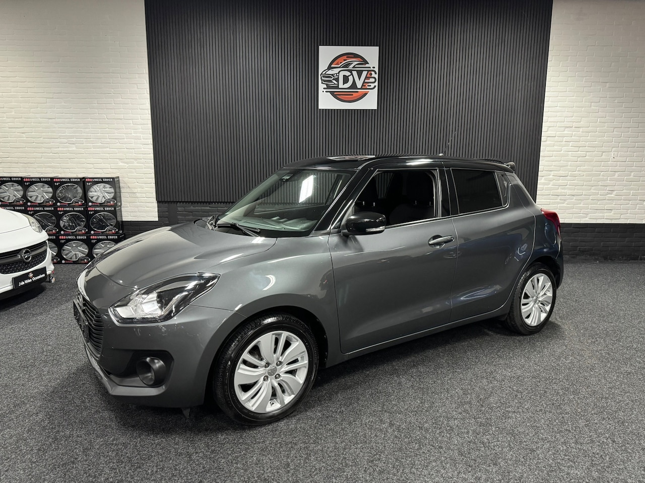 Suzuki Swift - 1.0 Stijl LED, APPLE CAR PLAY. STL VERW, ACHTR CAMERA - AutoWereld.nl