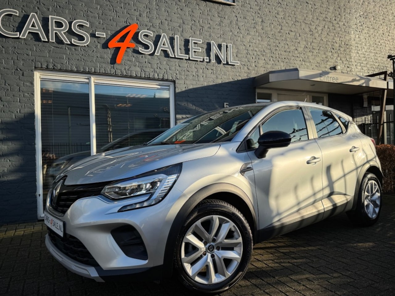 Renault Captur - 1.0 TCE Business + Led + Keyless + Nav + Pdc - 59 dkm! - AutoWereld.nl