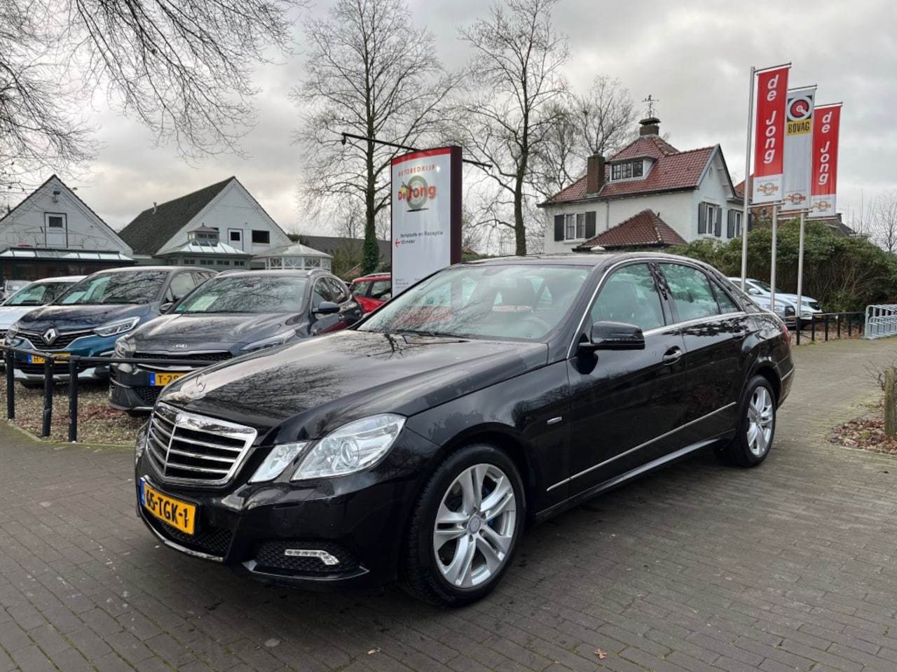 Mercedes-Benz E-klasse - 250 CGI AVANTGARDE AUT. / NAVI / STOELVERW. / AIRCO-ECC / PDC - AutoWereld.nl