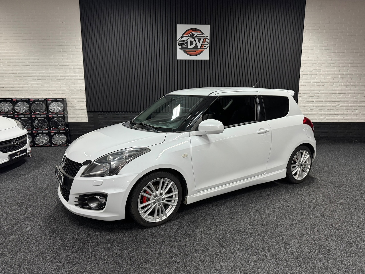 Suzuki Swift - 1.6 Sport 1.6 Sport, CR CTRL, STL VERW, PARELMOER, CLIMAT, KEYLESS - AutoWereld.nl