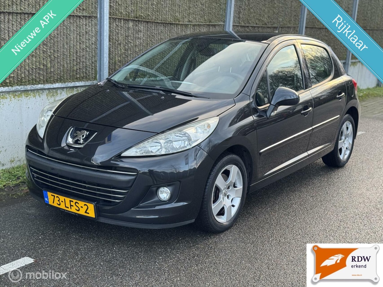 Peugeot 207 - 1.6 VTi Sportium NAP/PANORAMADAK/NWE APK/PDC/CRUISE CONTROLE - AutoWereld.nl