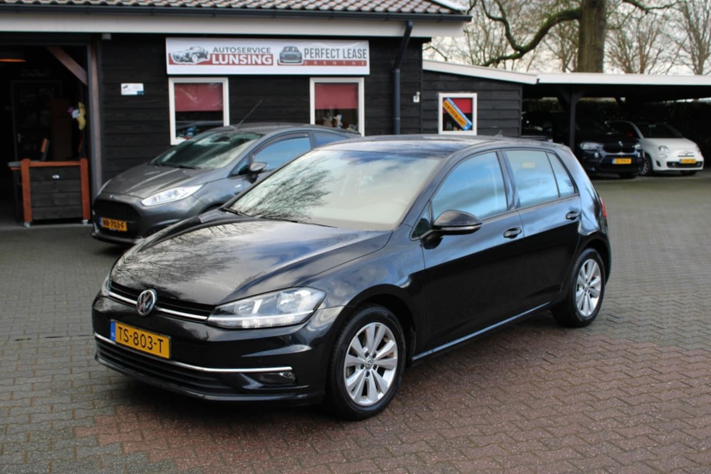 Volkswagen Golf - 1.0 TSI Comfortline - Navi Carplay adaptive cruise - AutoWereld.nl