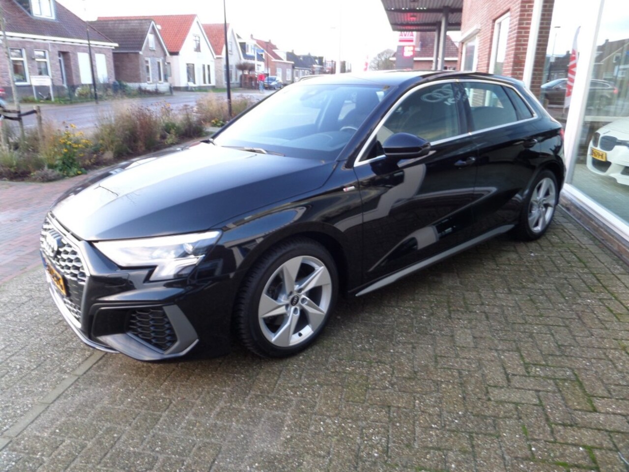 Audi A3 - 2xS-Line / Navi / Virt.Cockpit / Autom./ NLauto /Full LED - AutoWereld.nl