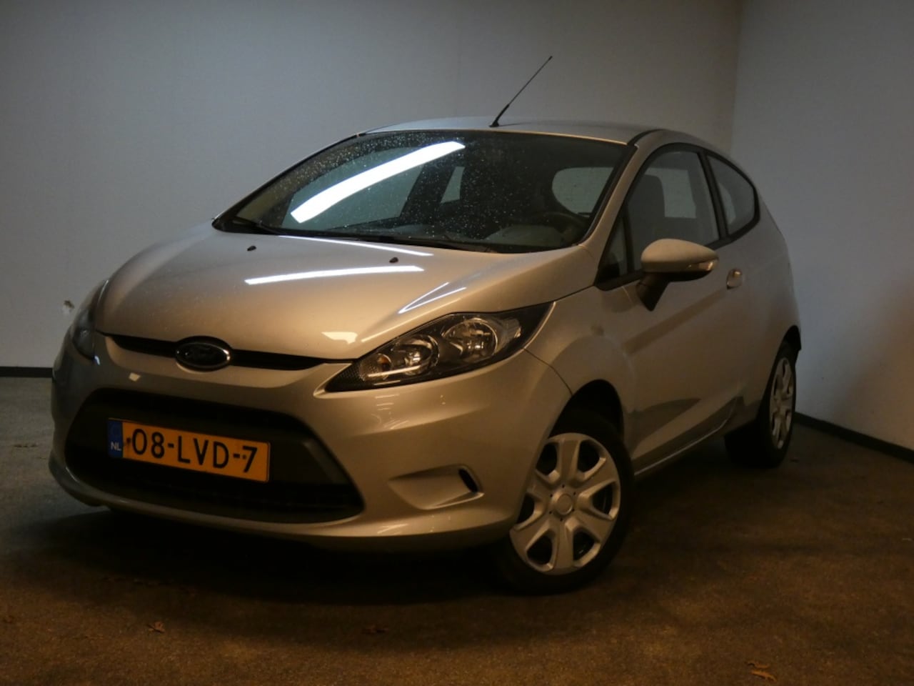 Ford Fiesta - 1.25 Limited Nwe APK airco - AutoWereld.nl