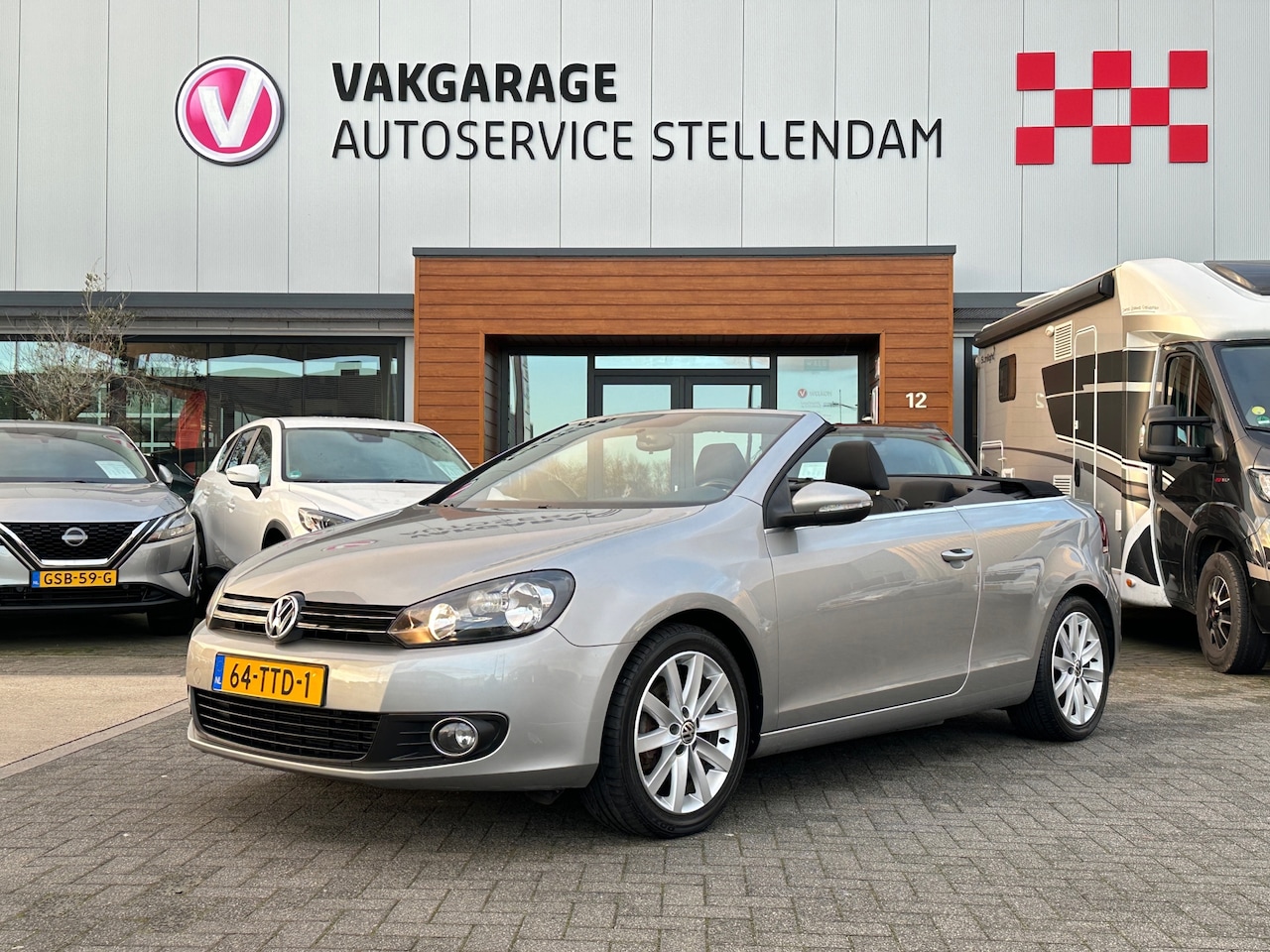 Volkswagen Golf Cabriolet - 1.2 TSI BlueMotion|Navigatie|Lichtmetalen Velgen|Cruise Control|Airco - AutoWereld.nl