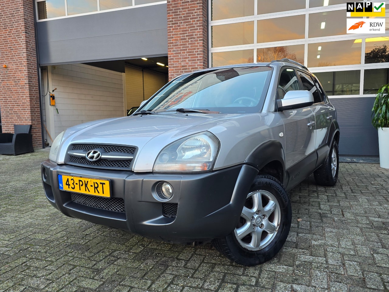 Hyundai Tucson - 2.0i Dynamic Apk |Nap |Airco |Youngtimer - AutoWereld.nl