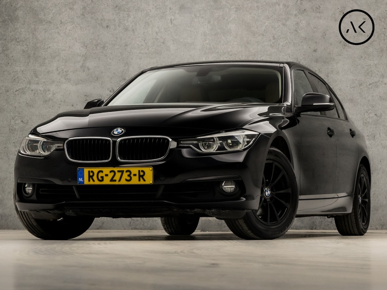 BMW 3-serie - 318i High Executive Sport Automaat (GROOT NAVI, CLIMATE, DIGITAL COCKPIT, STOELVERWARMING, - AutoWereld.nl